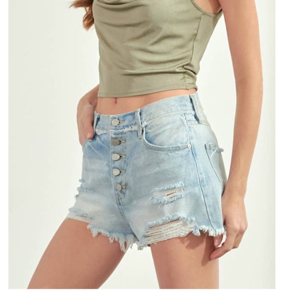 Aura ultra high rise Kancan cut off shorts